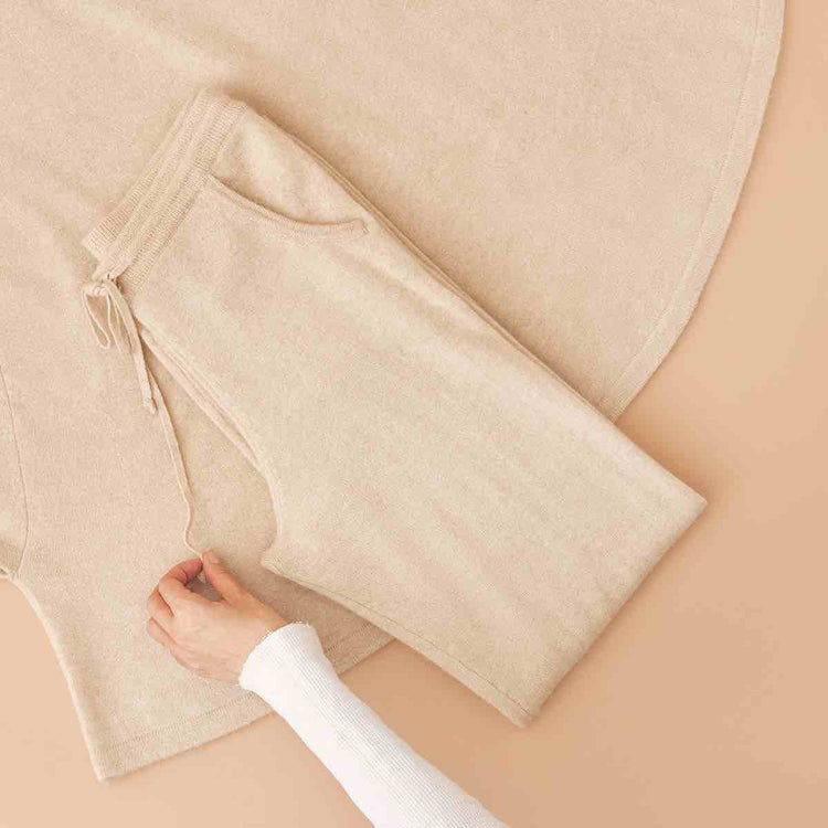 Last Chance | Cashmere Straight Leg Pant 3 main